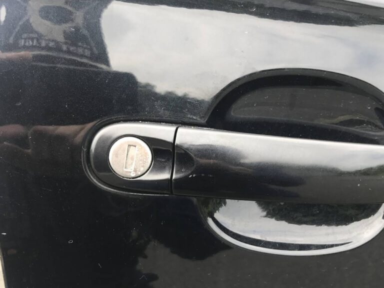 外国車の鍵開け、開錠依頼と料金について